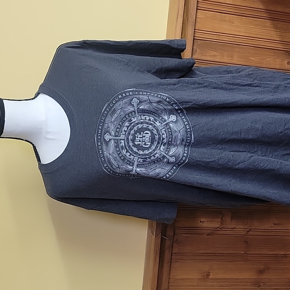 Life is Good men tshirt size xxl